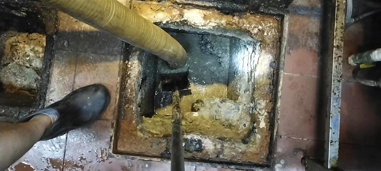 宁蒗污水池清理一般都有毒气，怎么预防中毒呢？